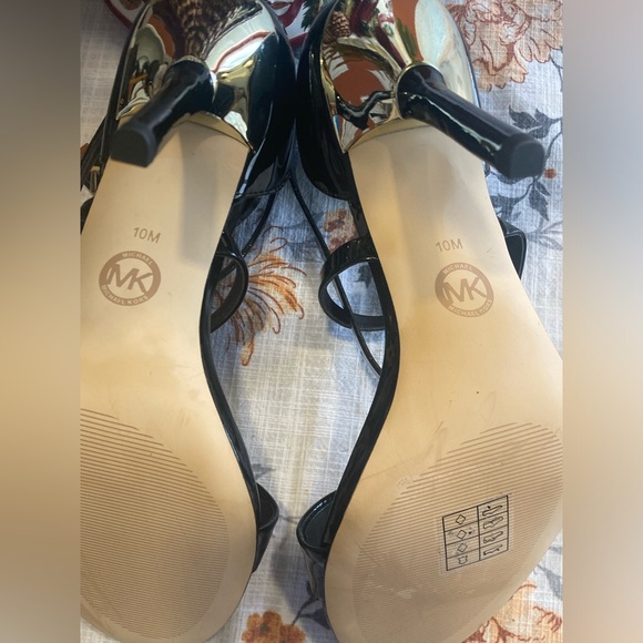 NWT Michael Kors Astrid Patent Leather Sandals Size 10 M - Picture 6 of 8